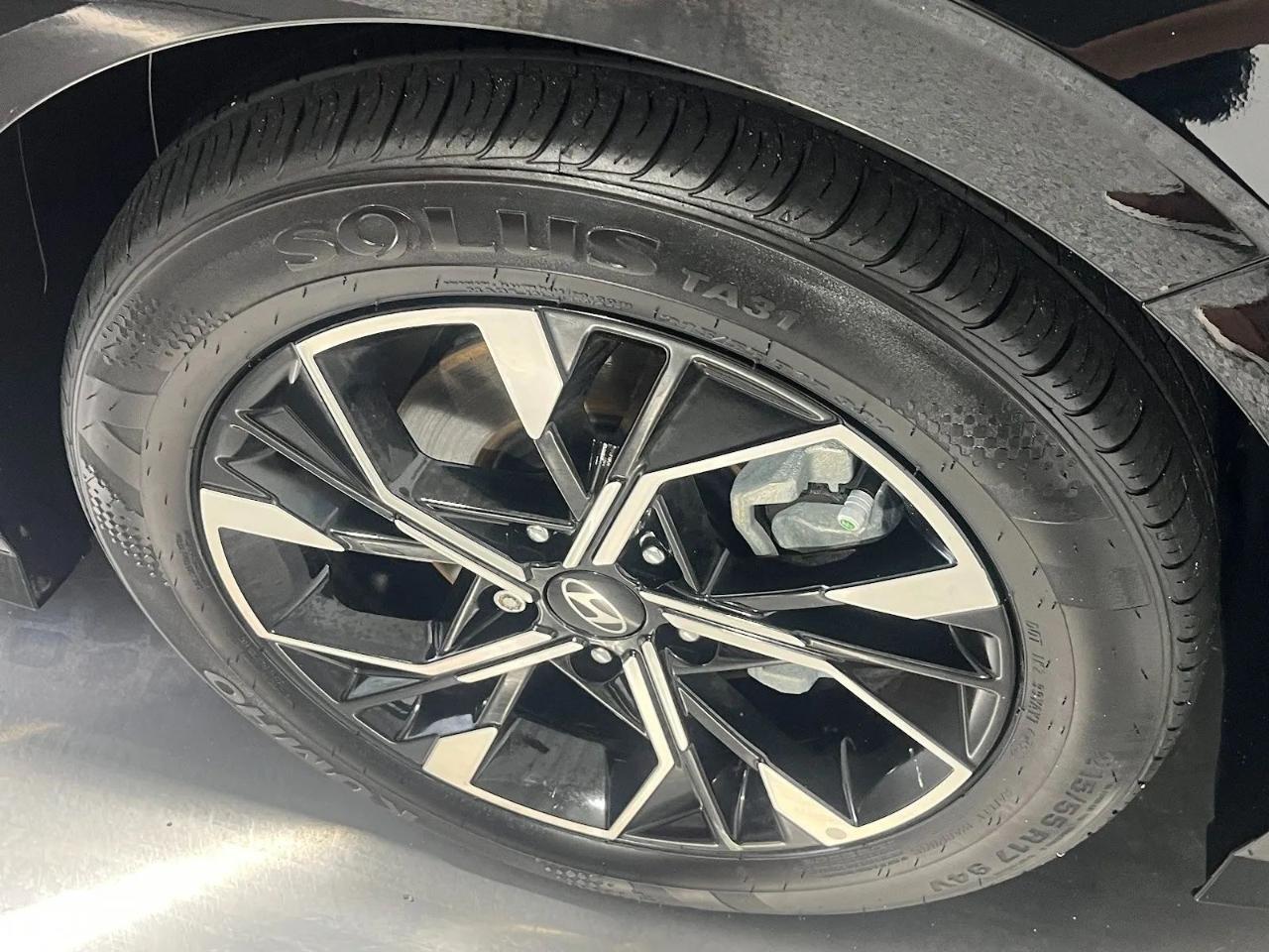 Hyundai Sonata SEL 2025