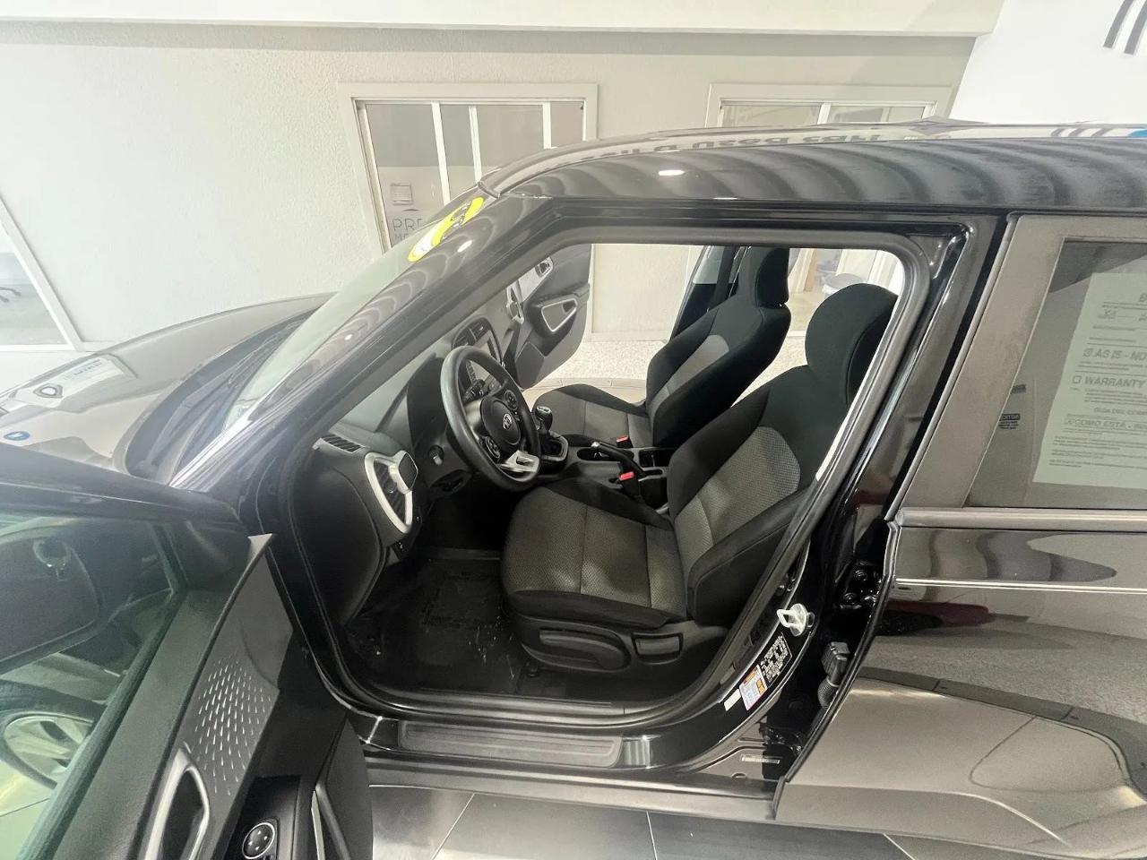 Kia Soul LX 6M 2020