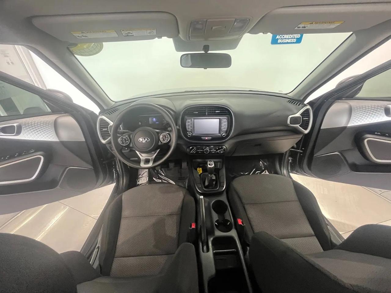 Kia Soul LX 6M 2020