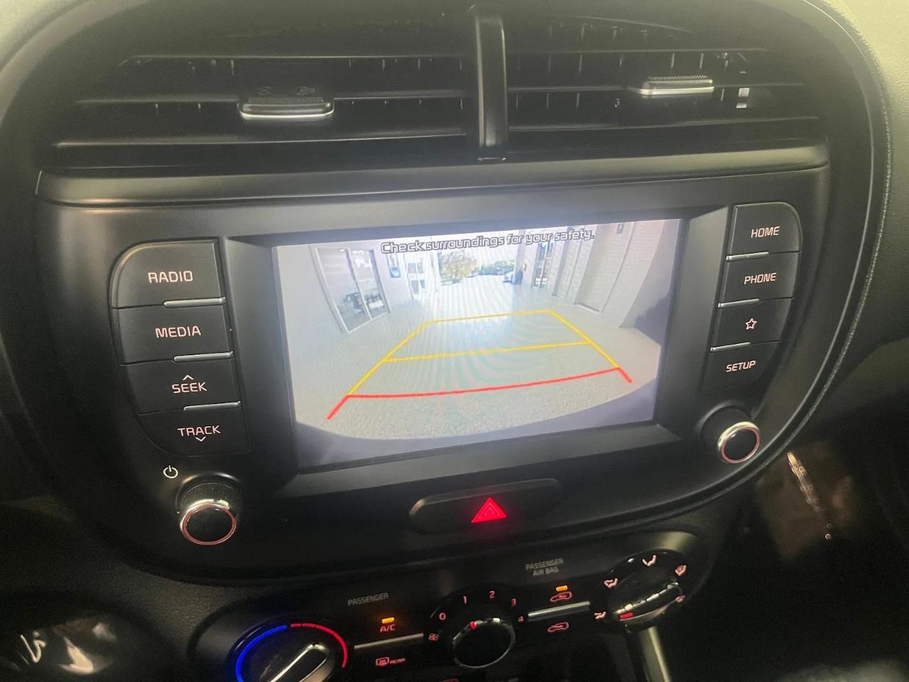 Kia Soul LX 6M 2020