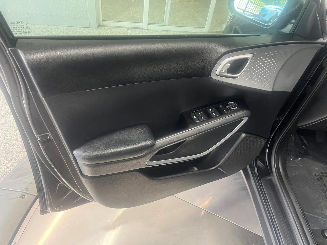 Kia Soul LX 6M 2020