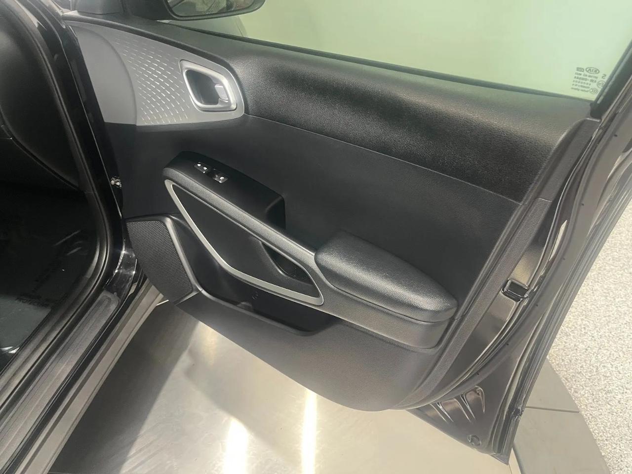 Kia Soul LX 6M 2020