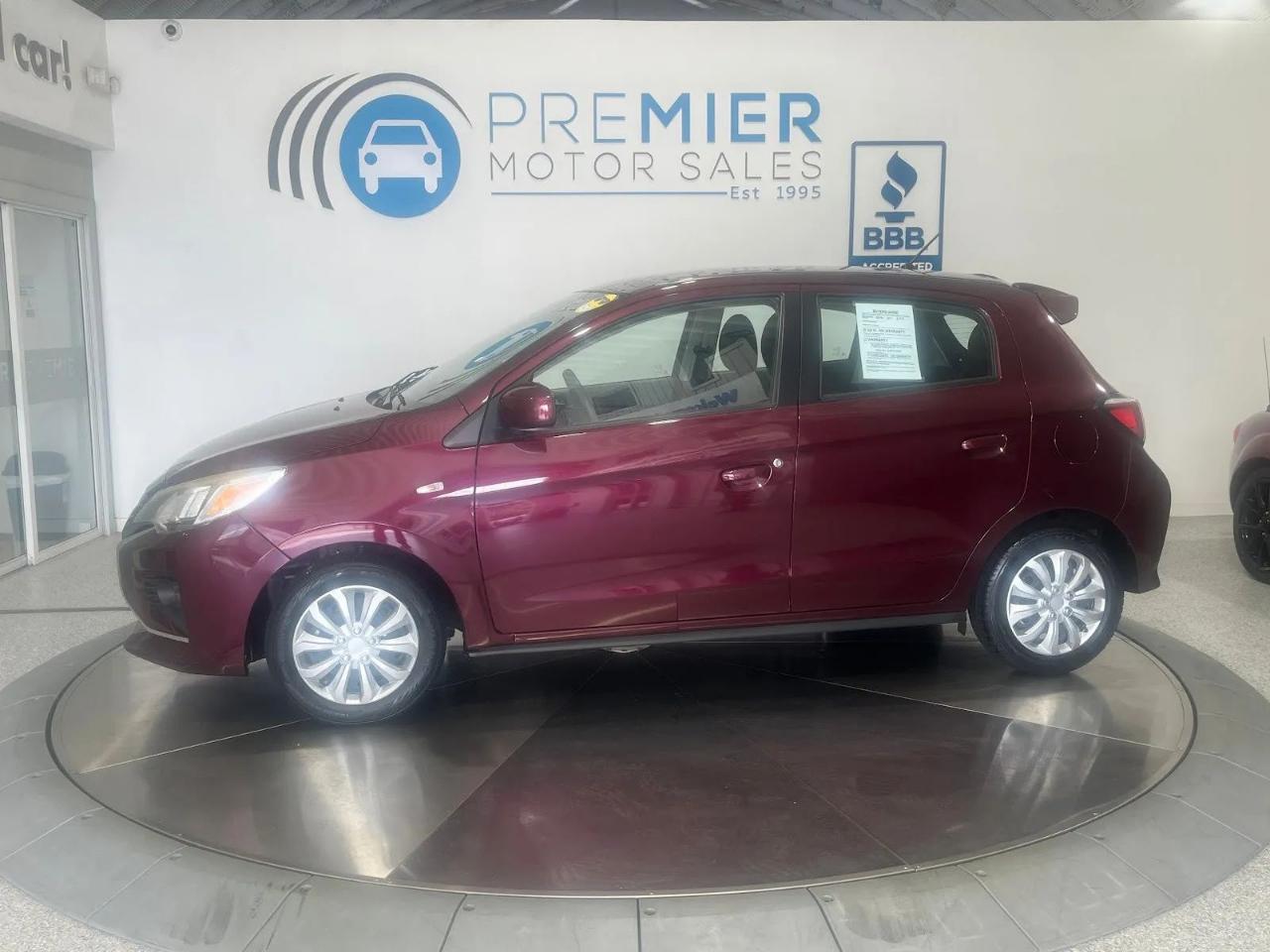 Mitsubishi Mirage ES CVT 2024
