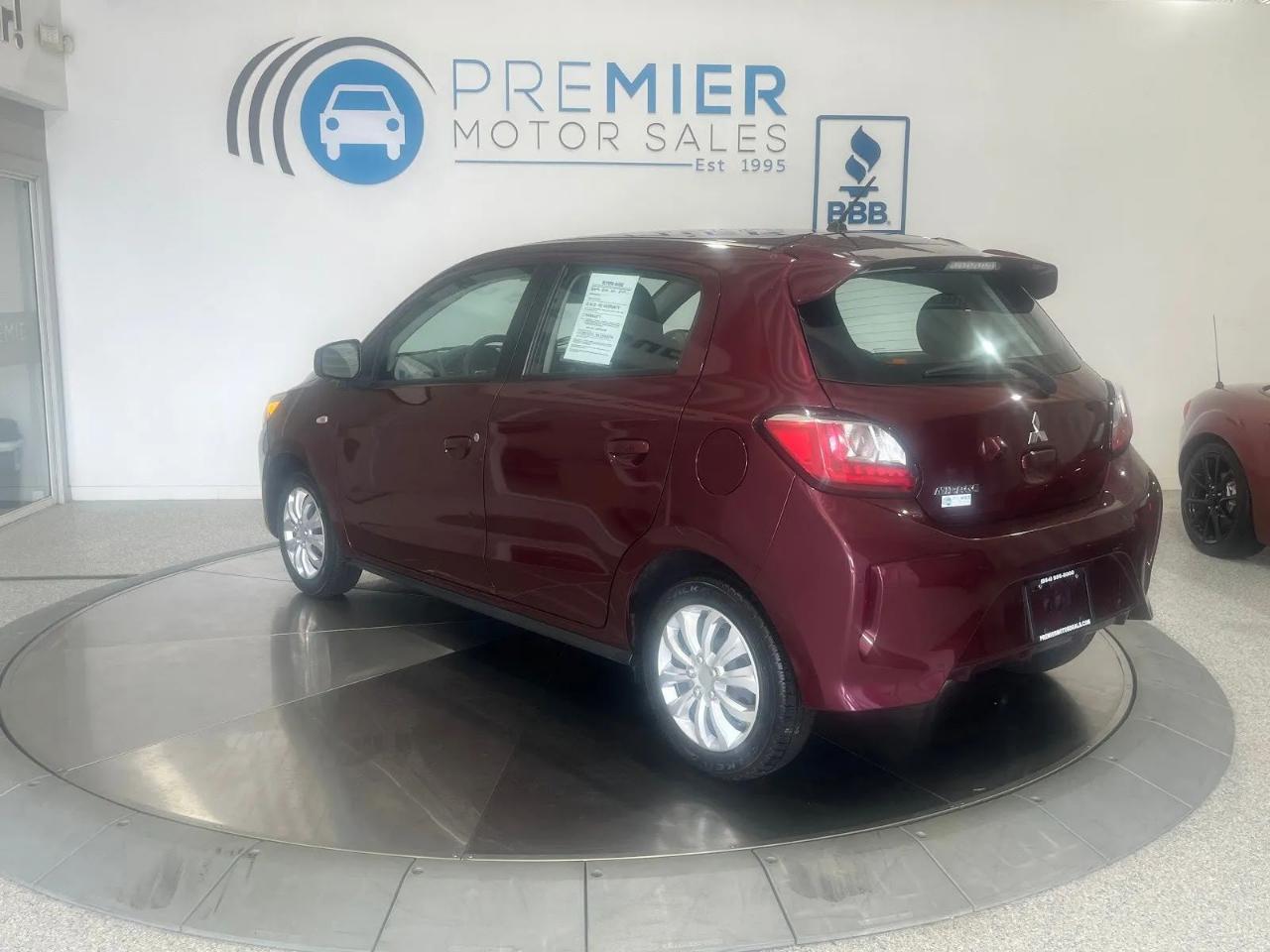 Mitsubishi Mirage ES CVT 2024