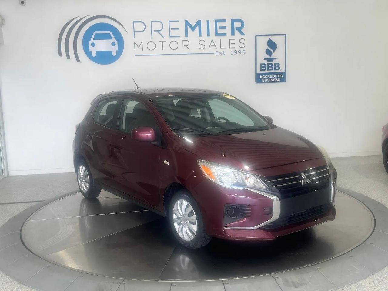Mitsubishi Mirage ES CVT 2024