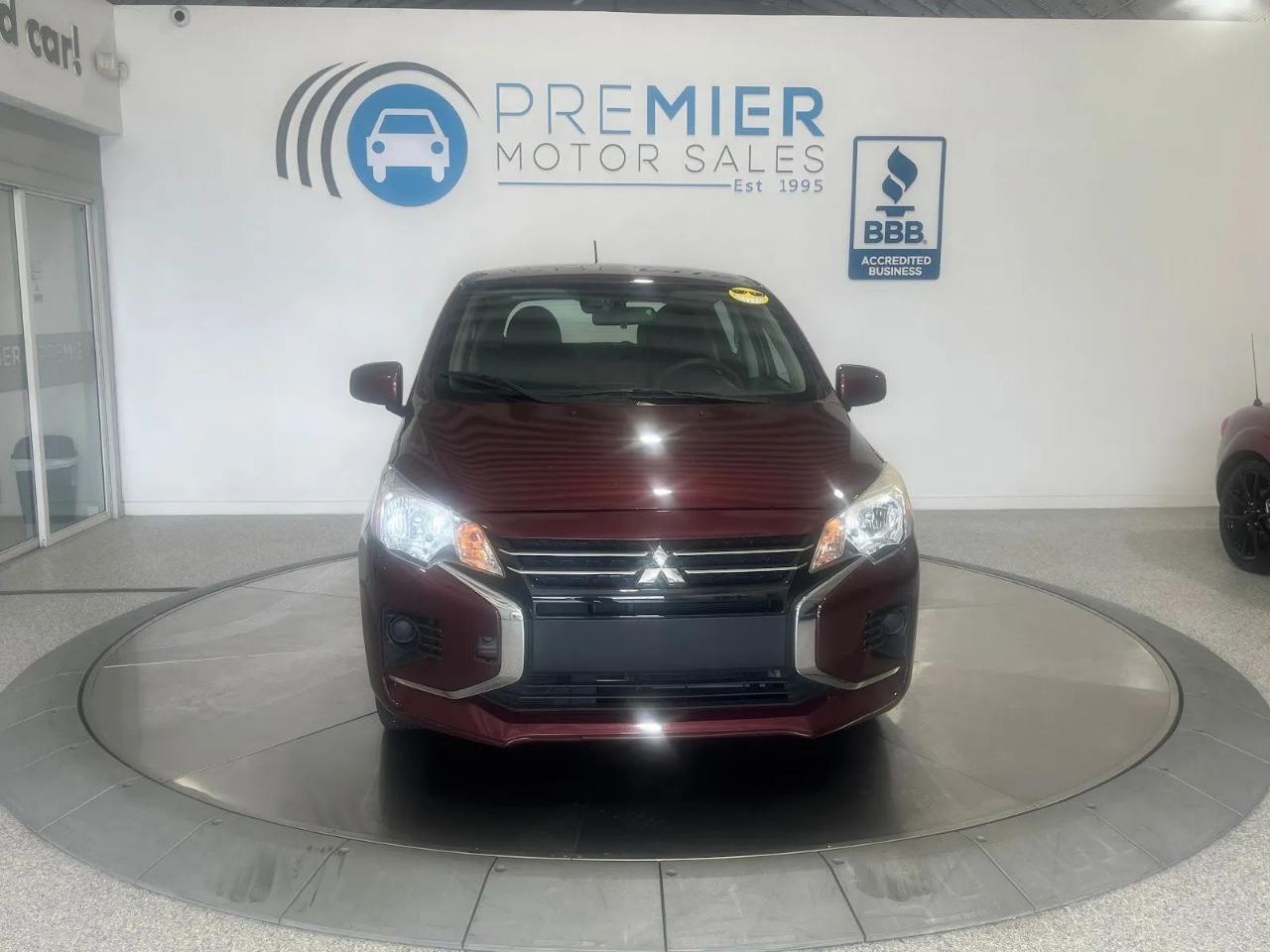 Mitsubishi Mirage ES CVT 2024