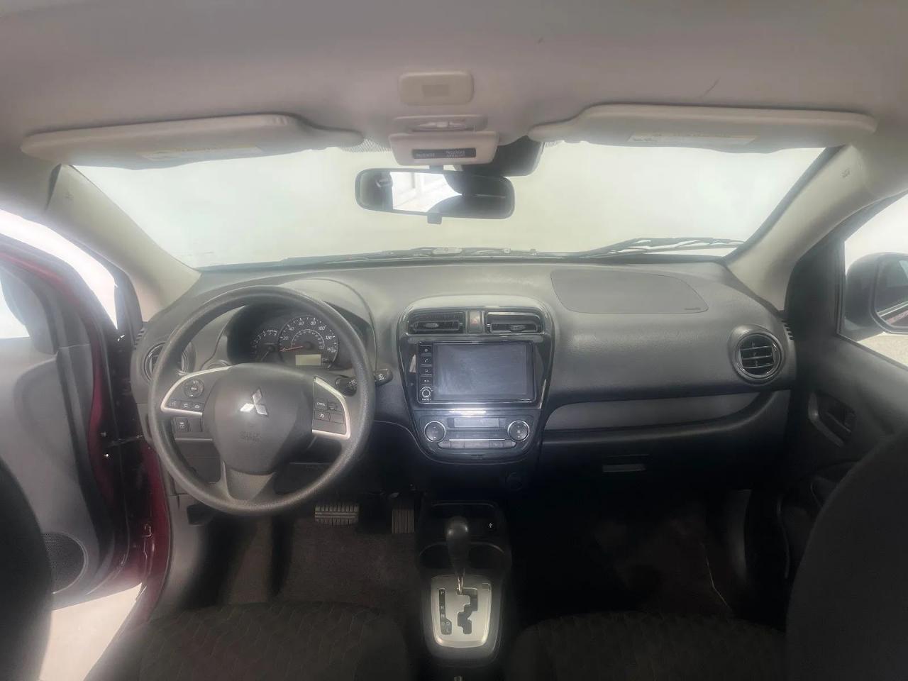 Mitsubishi Mirage ES CVT 2024