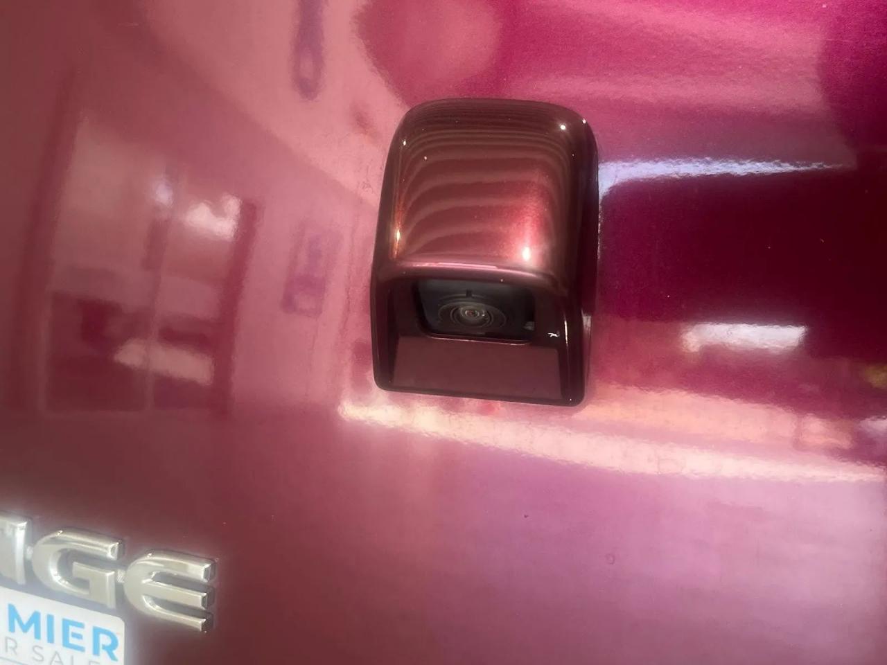 Mitsubishi Mirage ES CVT 2024