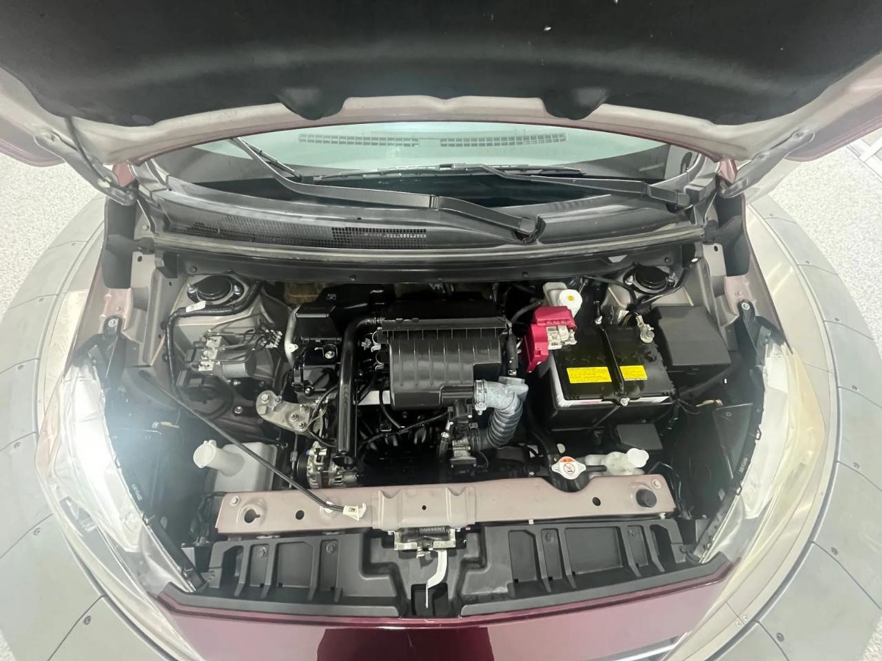 Mitsubishi Mirage ES CVT 2024