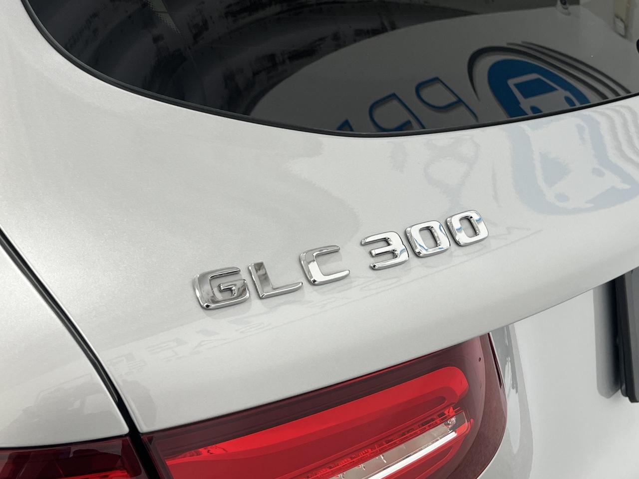 Mercedes-Benz GLC-Class GLC300 4MATIC 2017