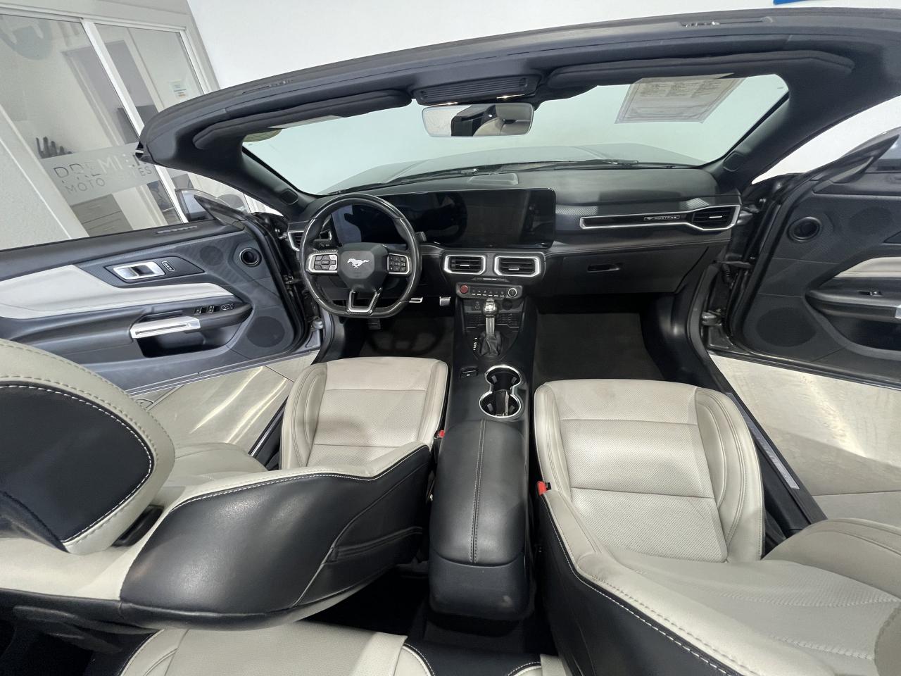 Ford Mustang EcoBoost Premium Convertible 2024