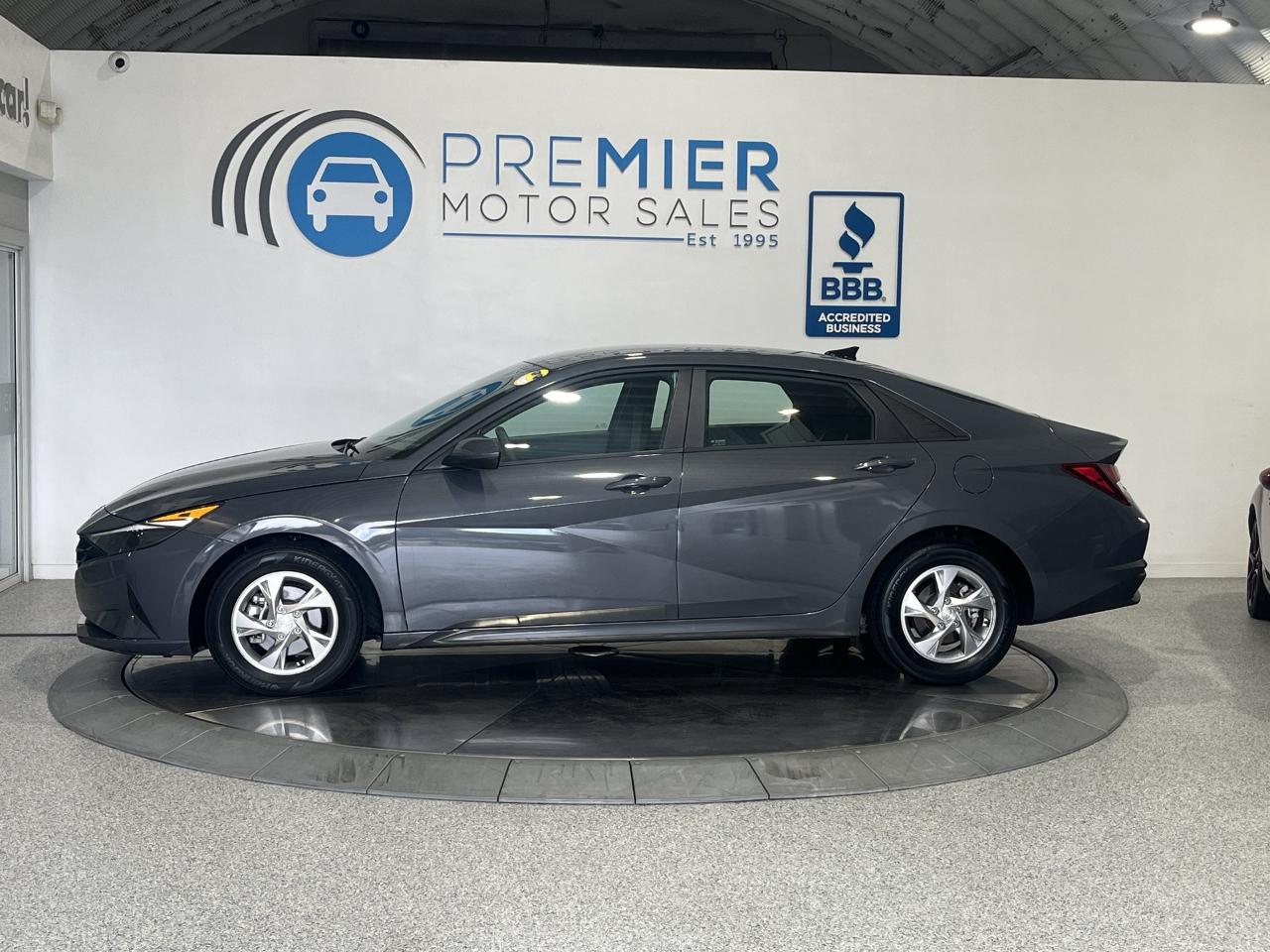 Hyundai Elantra SE 2023