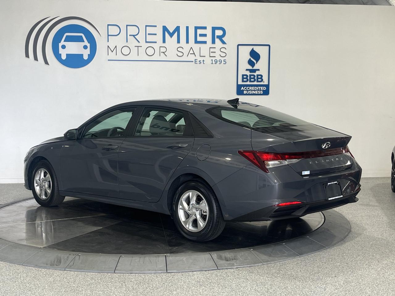 Hyundai Elantra SE 2023