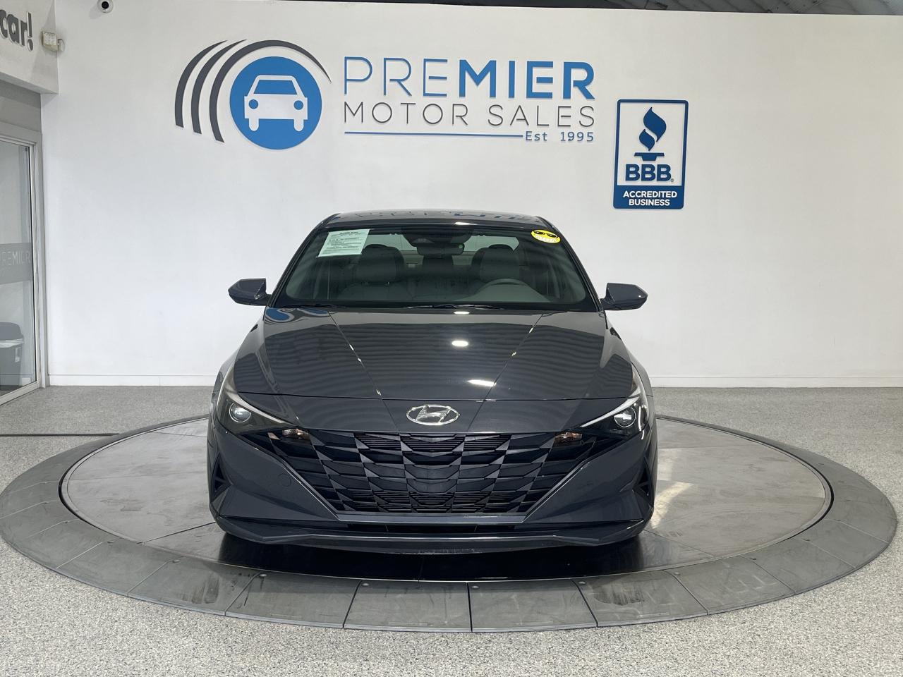 Hyundai Elantra SE 2023