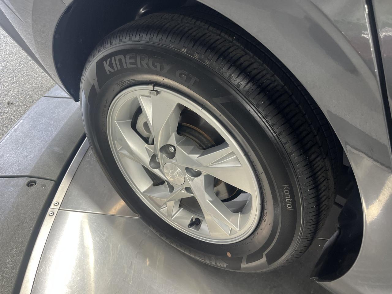 Hyundai Elantra SE 2023