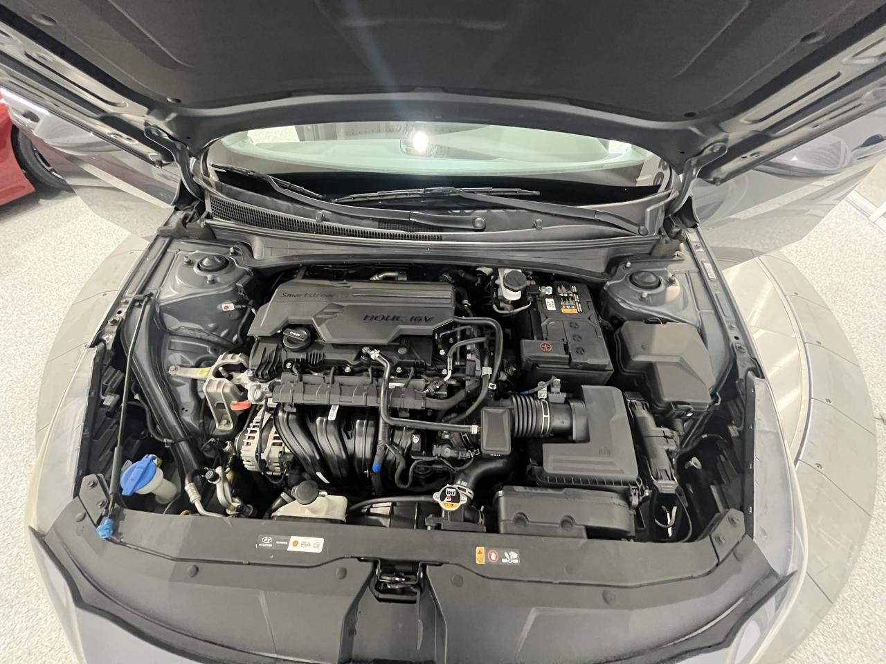 Hyundai Elantra SE 2023