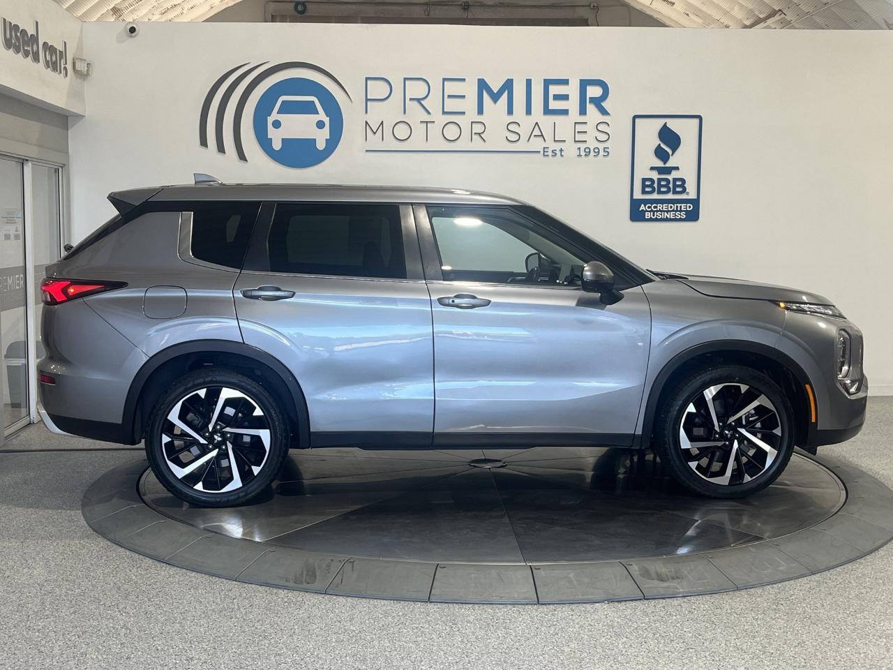 Mitsubishi Outlander SE 2WD 2023