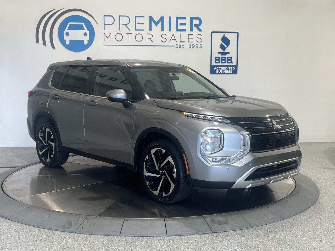 Mitsubishi Outlander SE 2WD 2023