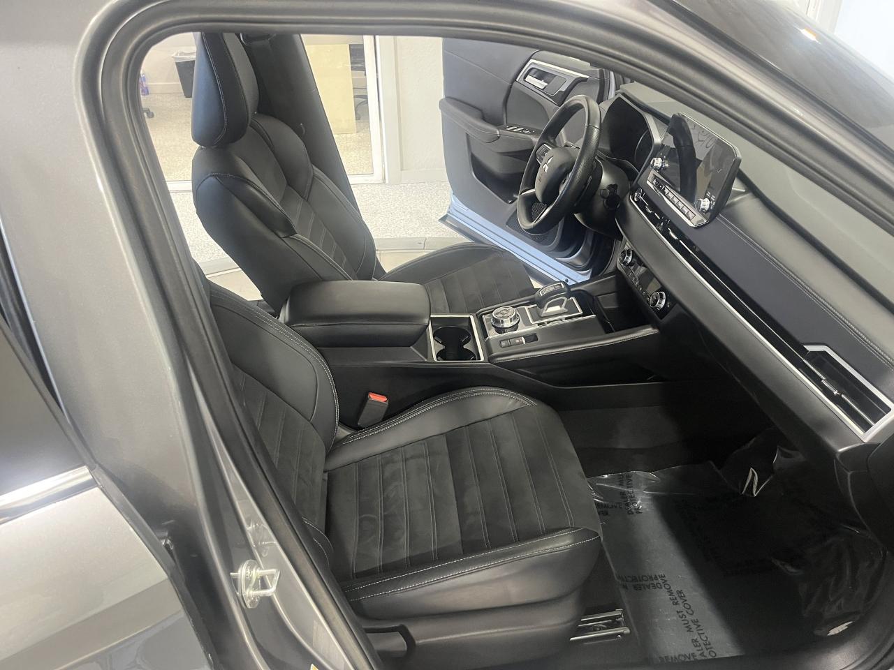 Mitsubishi Outlander SE 2WD 2023