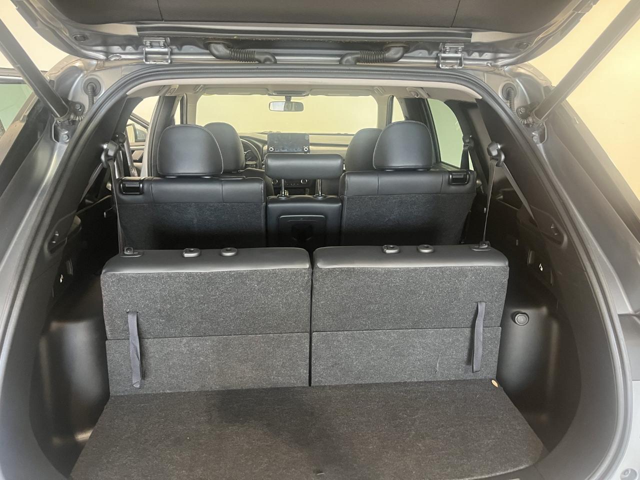 Mitsubishi Outlander SE 2WD 2023
