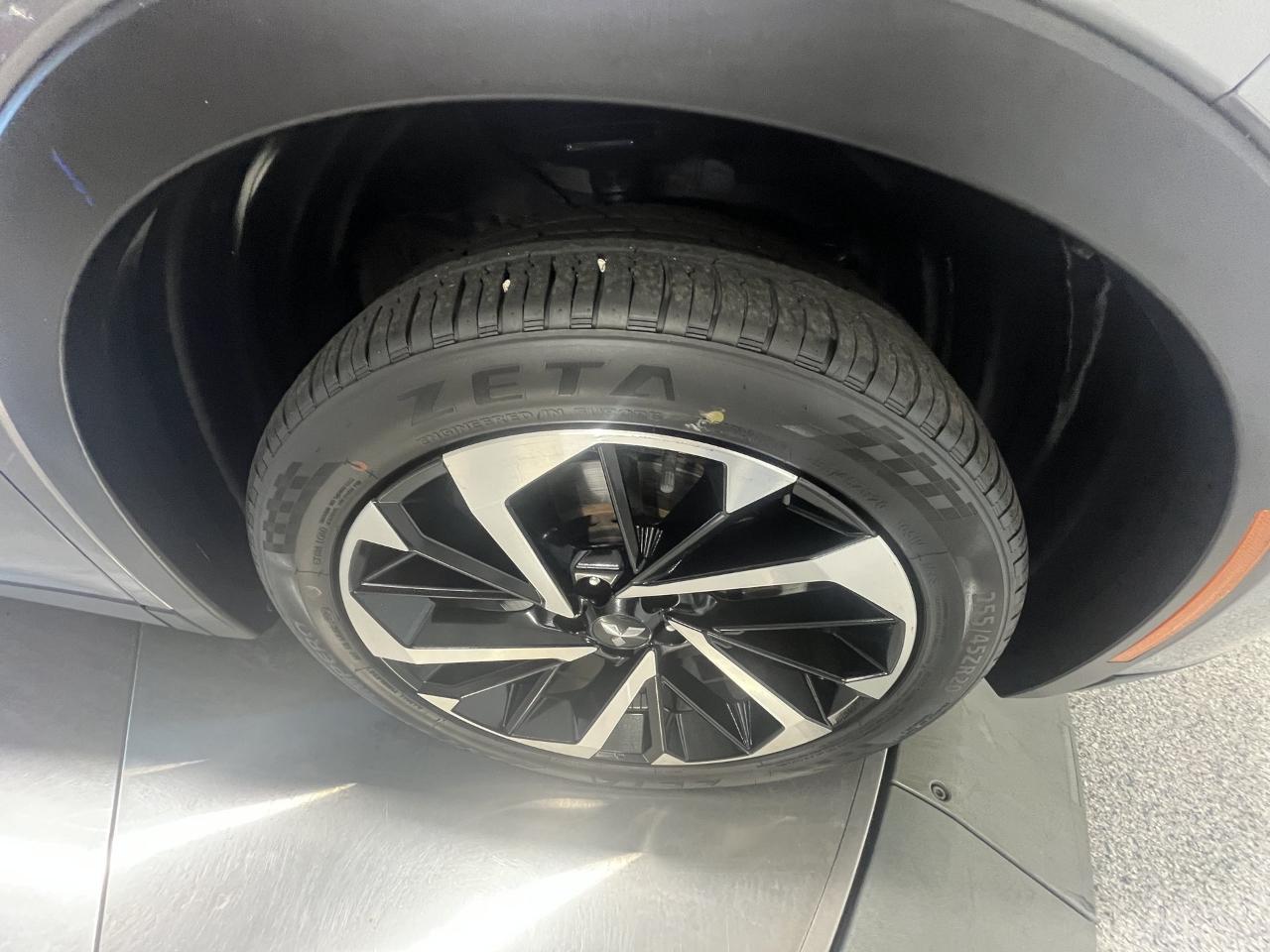 Mitsubishi Outlander SE 2WD 2023