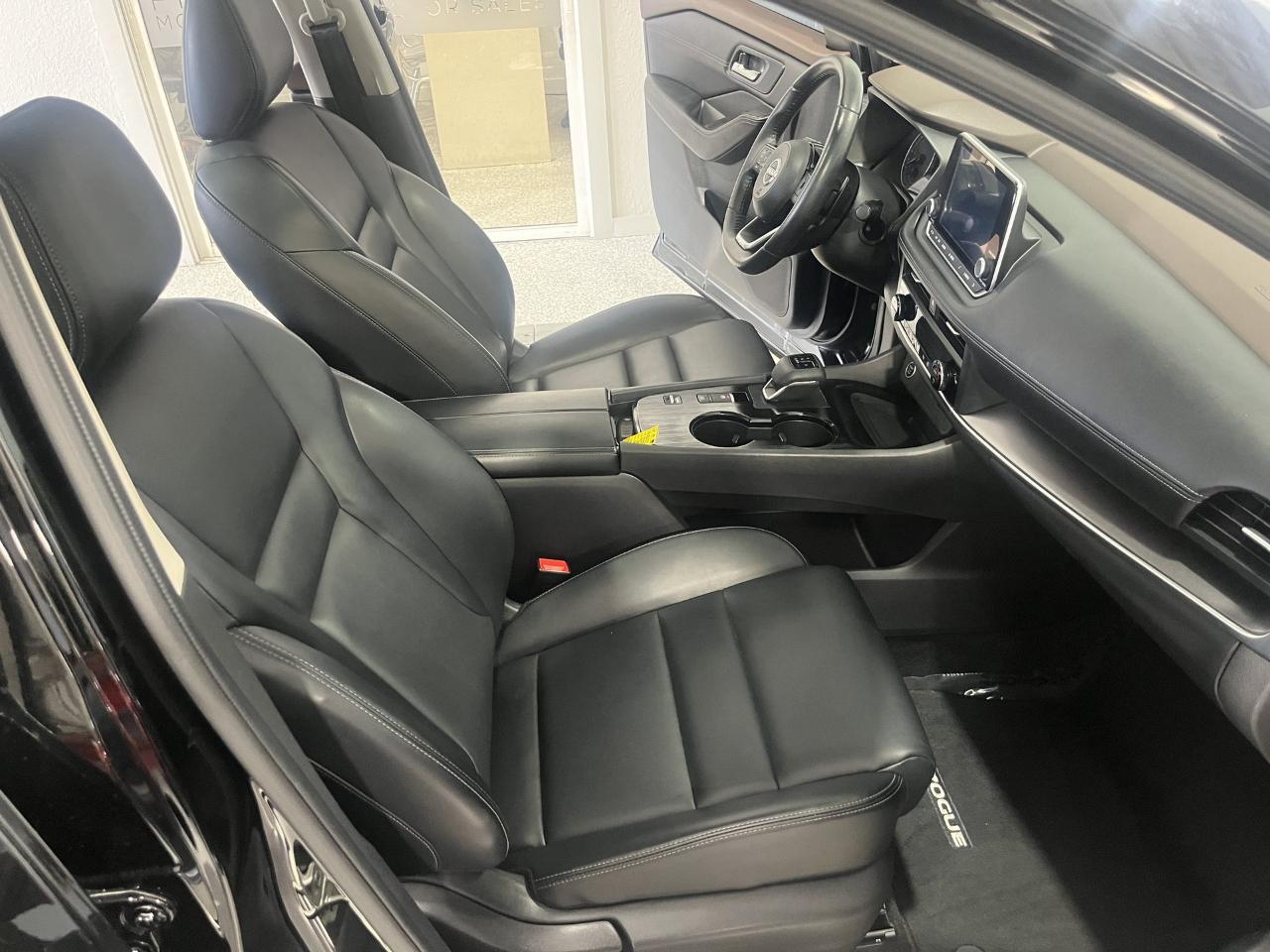Nissan Rogue SV 2023