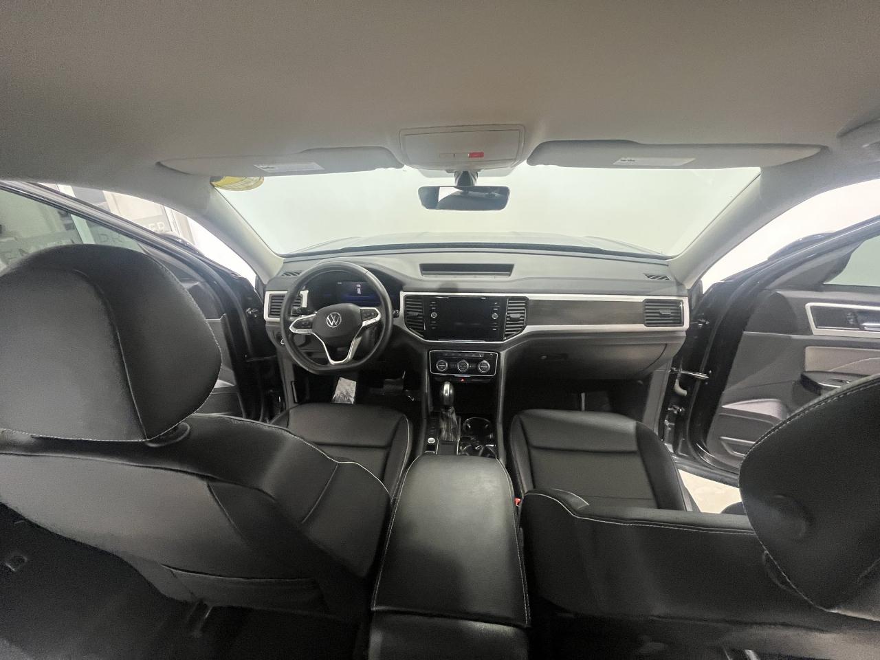 Volkswagen Atlas SE w/Technology 2022