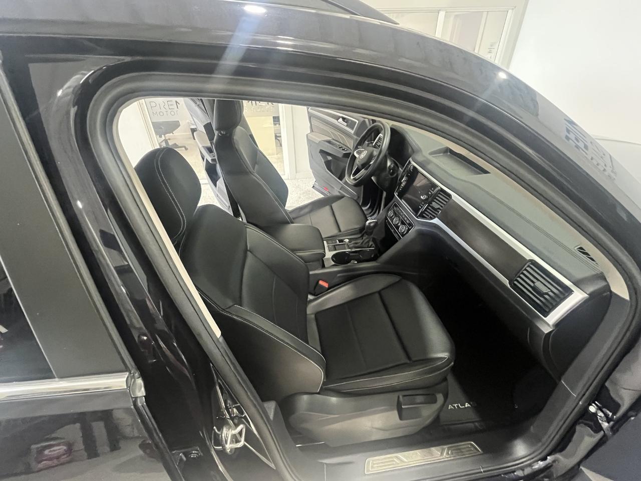 Volkswagen Atlas SE w/Technology 2022