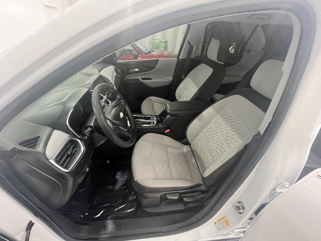 Chevrolet Equinox LS 2WD 2021