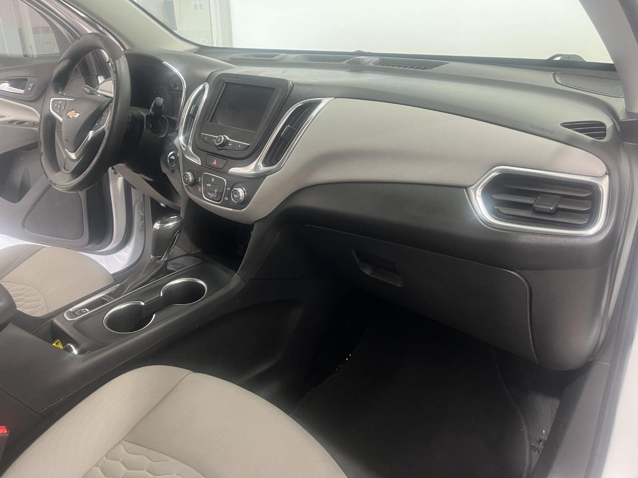 Chevrolet Equinox LS 2WD 2021