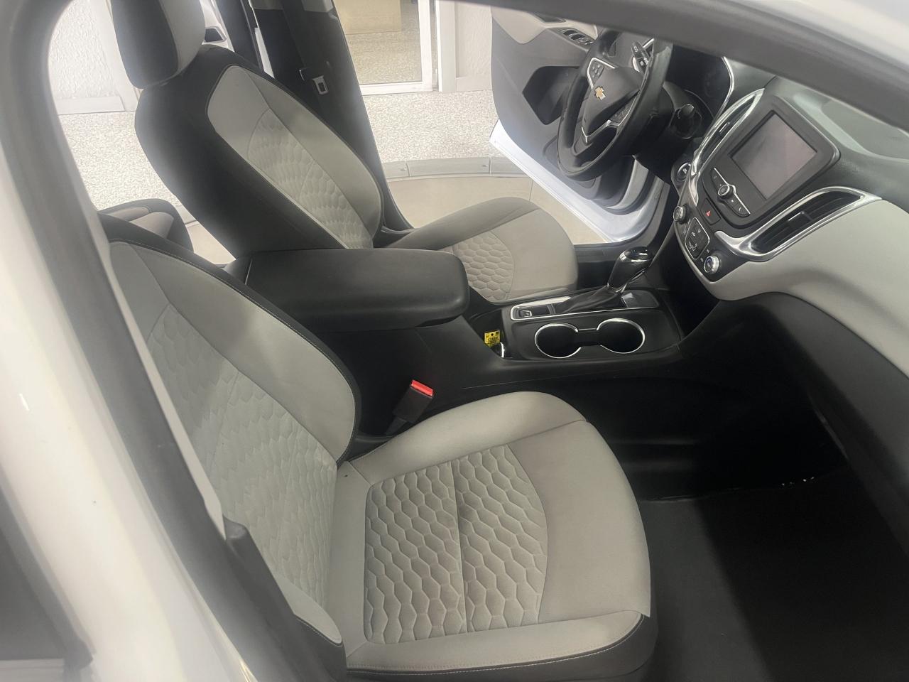Chevrolet Equinox LS 2WD 2021