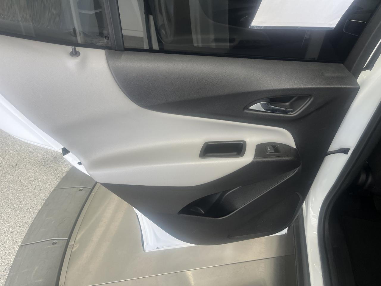Chevrolet Equinox LS 2WD 2021