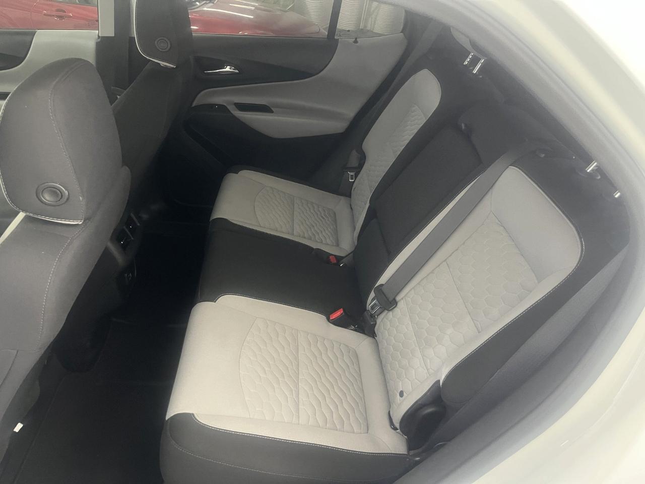 Chevrolet Equinox LS 2WD 2021
