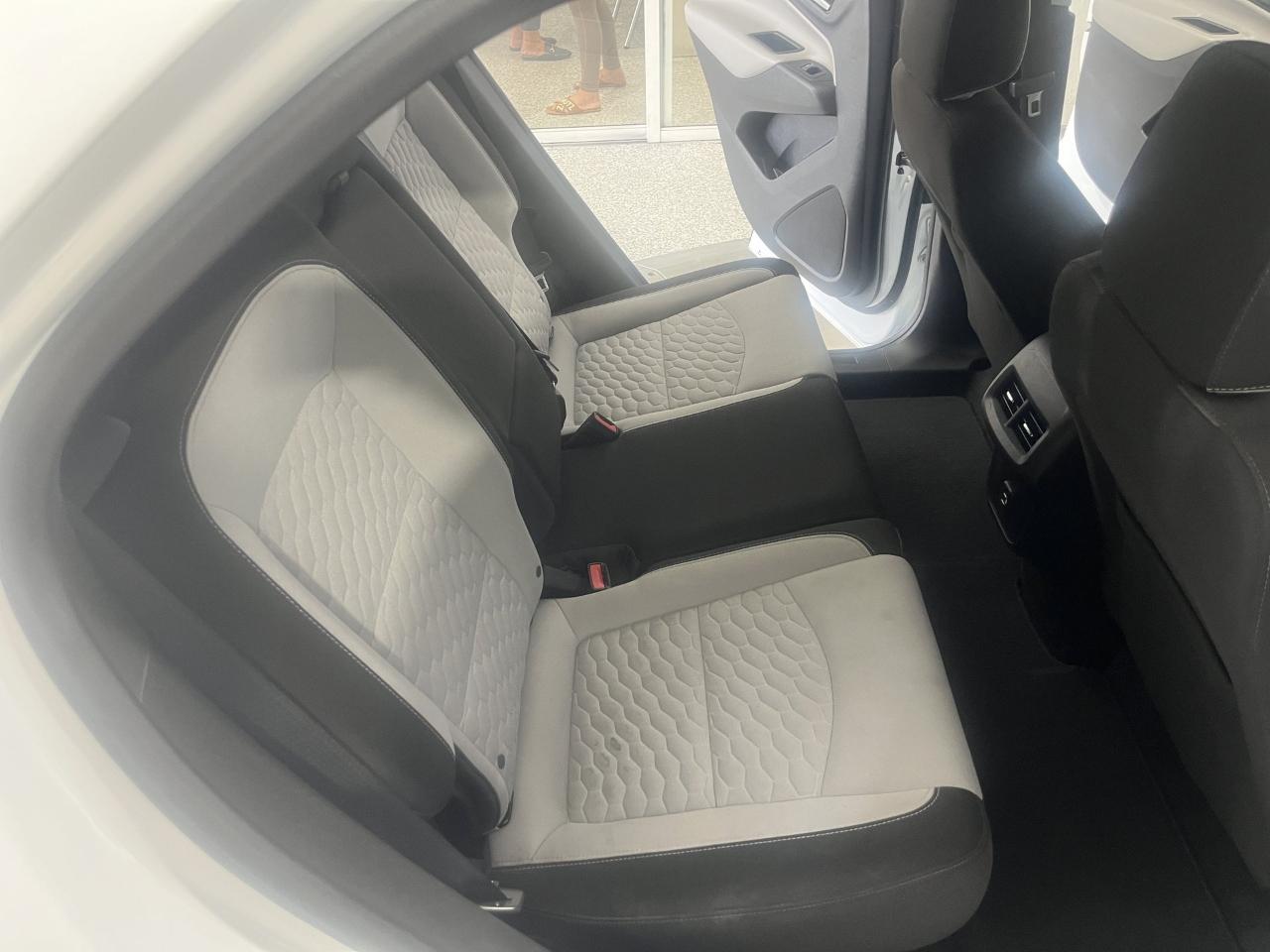 Chevrolet Equinox LS 2WD 2021