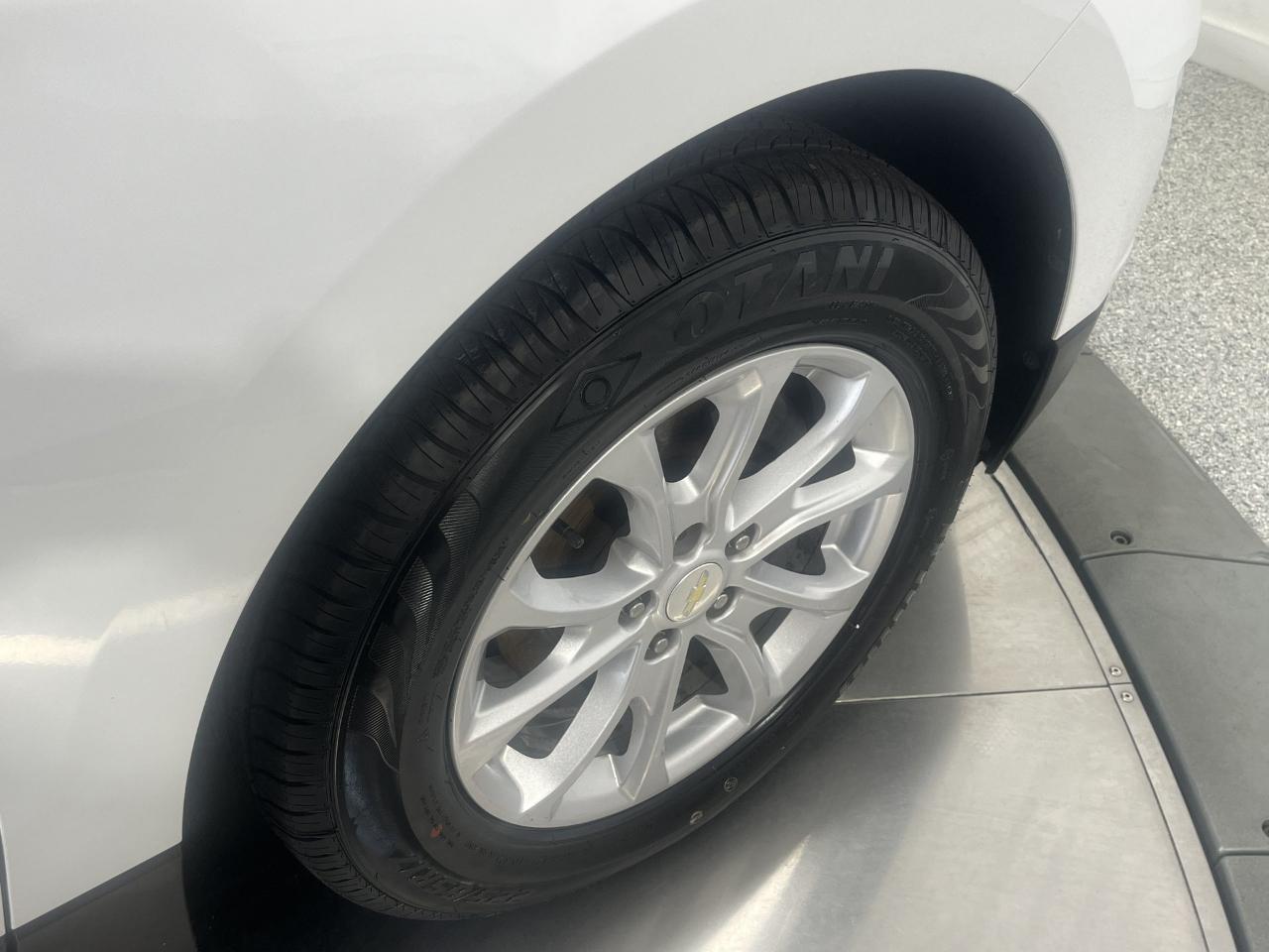 Chevrolet Equinox LS 2WD 2021