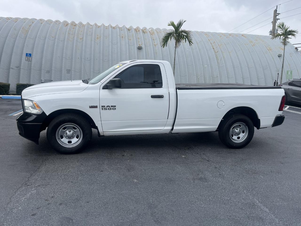 RAM 1500 Tradesman Regular Cab LWB 2WD 2014