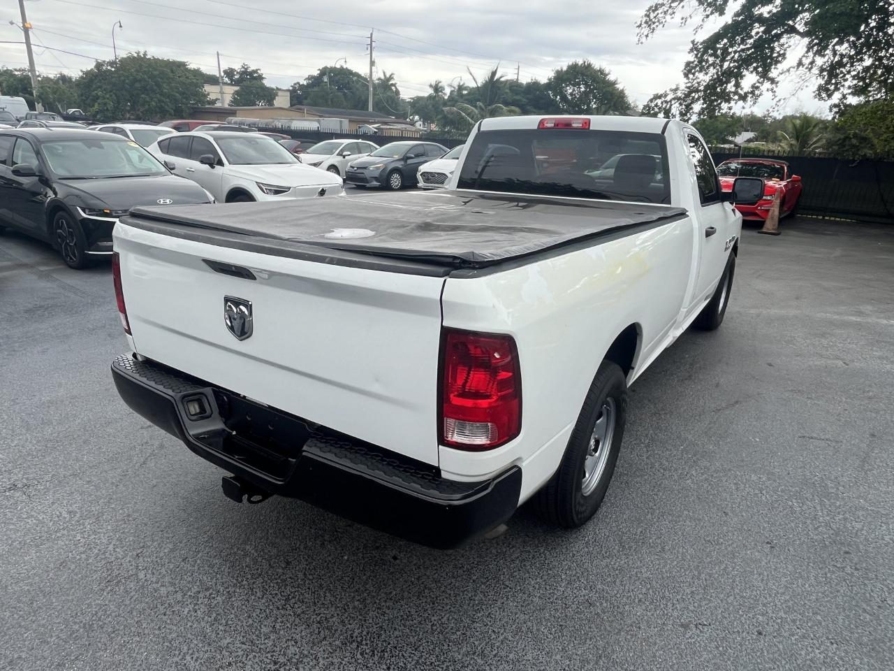 RAM 1500 Tradesman Regular Cab LWB 2WD 2014