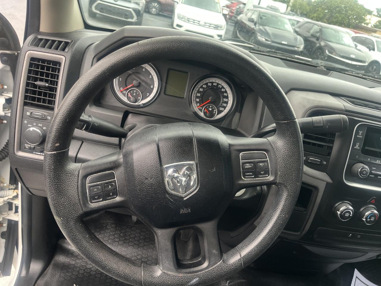 RAM 1500 Tradesman Regular Cab LWB 2WD 2014