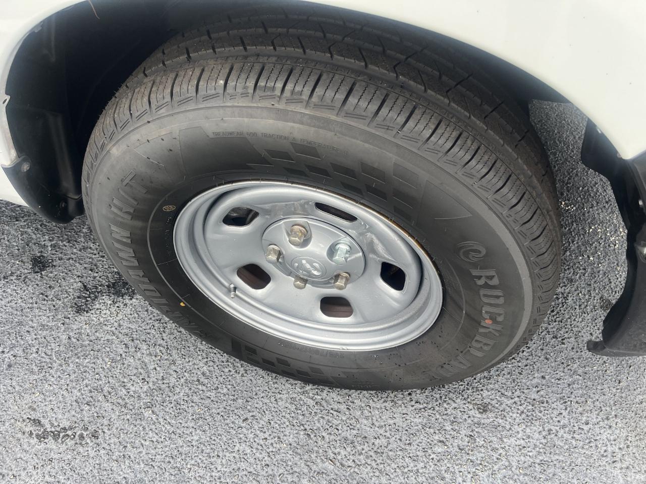RAM 1500 Tradesman Regular Cab LWB 2WD 2014