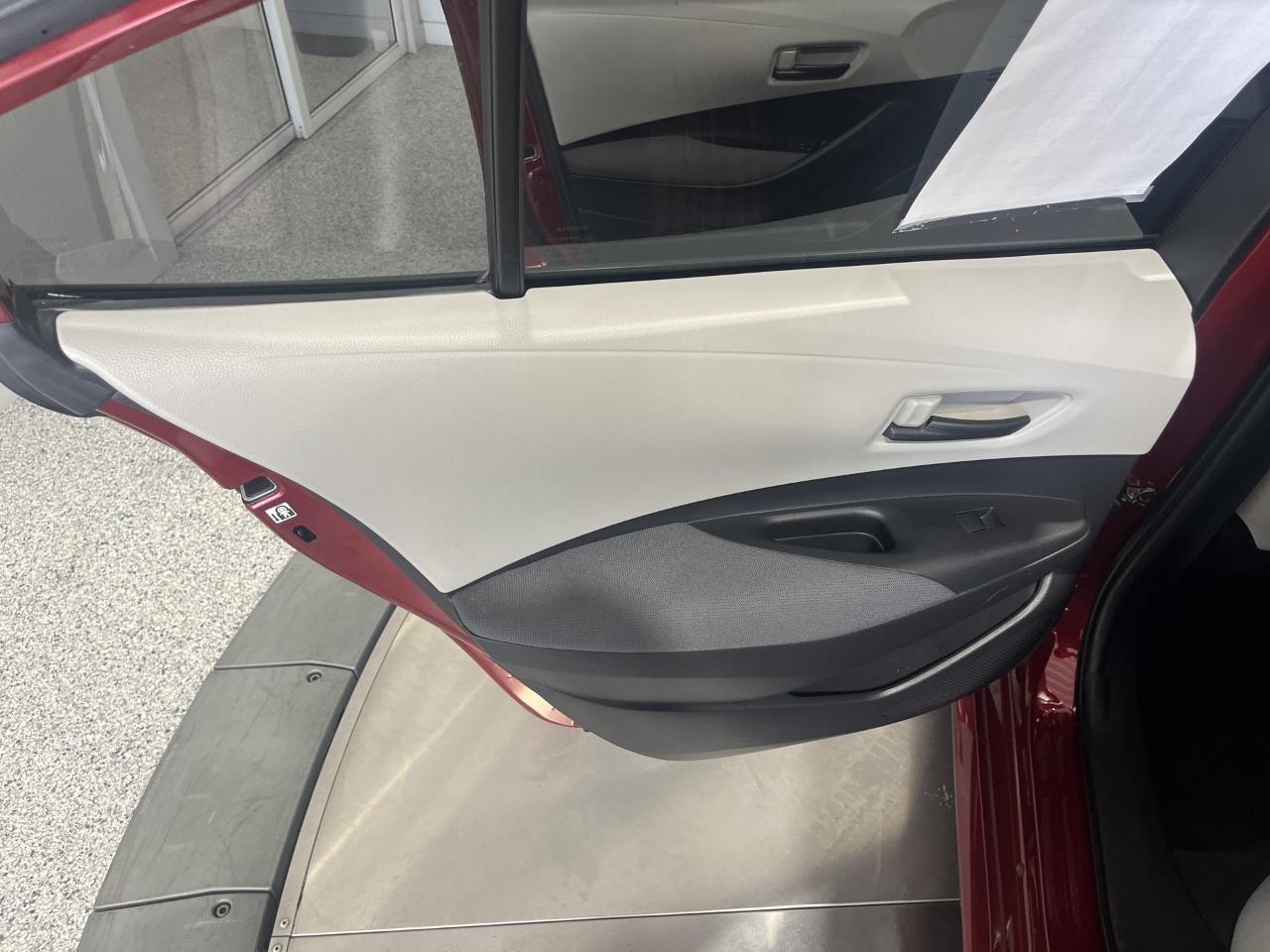 Toyota Corolla LE 2022