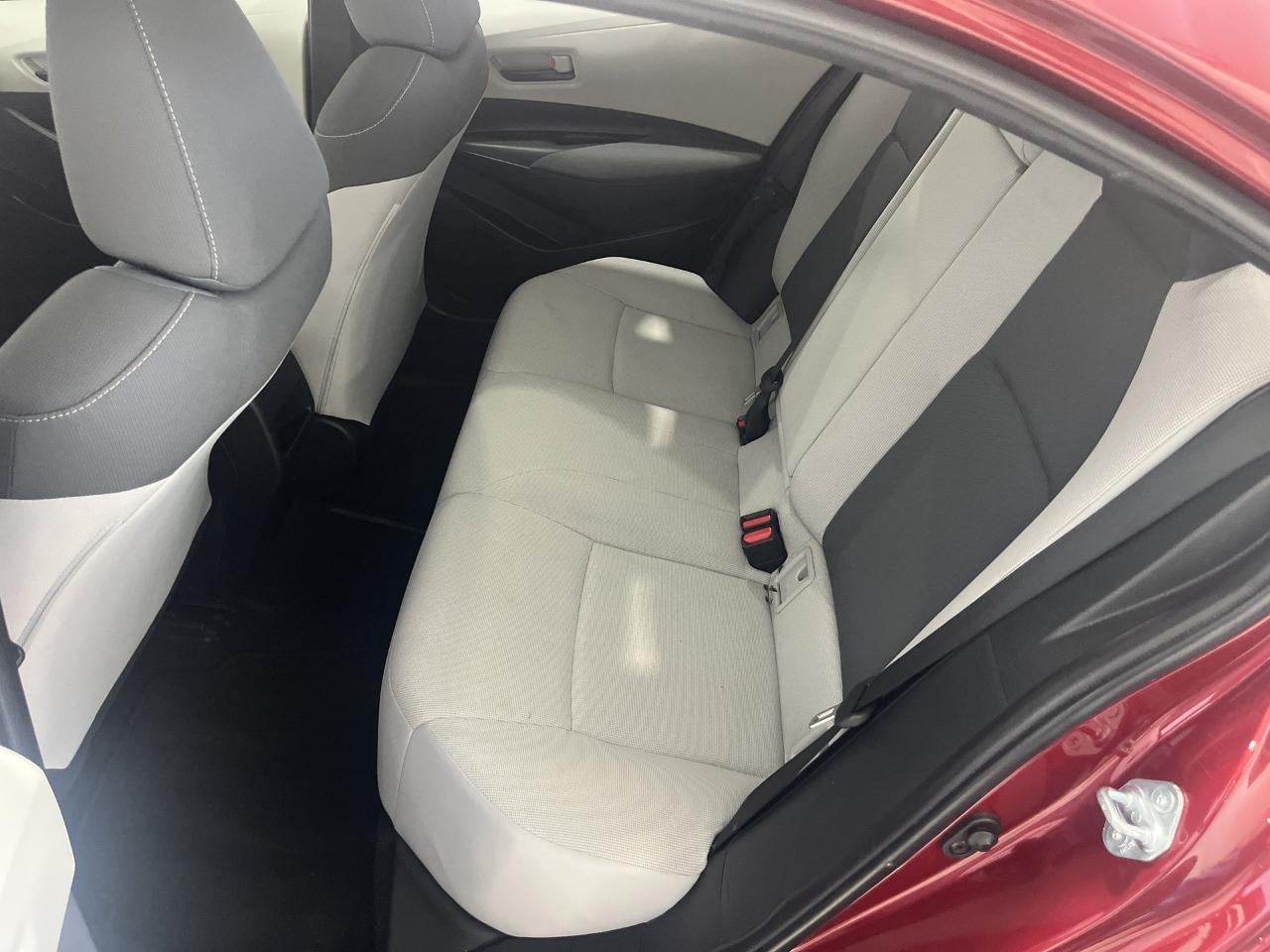 Toyota Corolla LE 2022