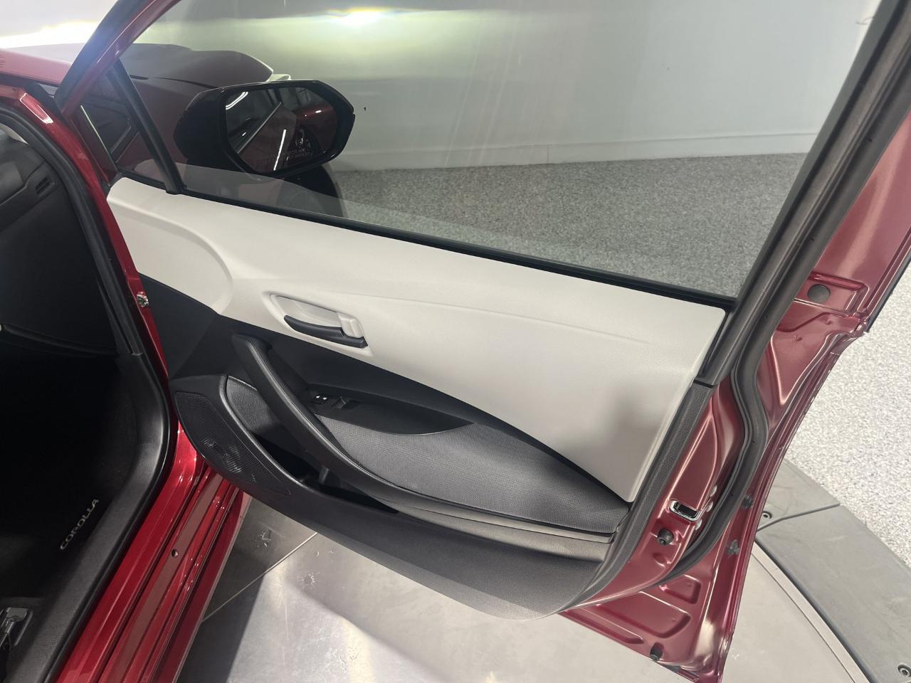 Toyota Corolla LE 2022