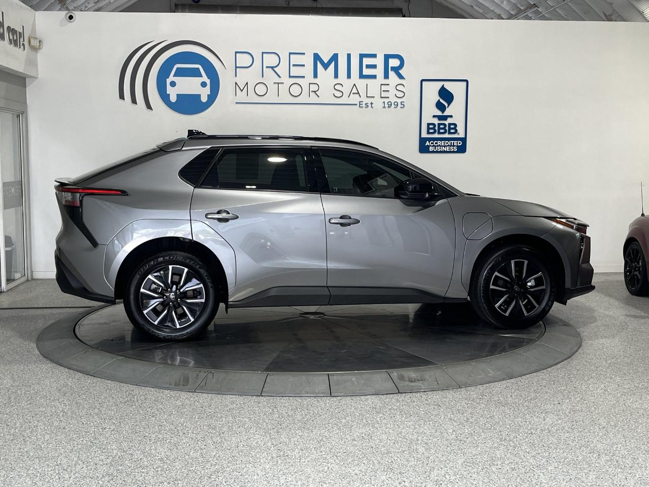 Toyota bZ XLE Plus 2026