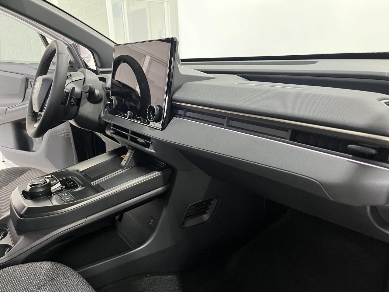 Toyota bZ XLE Plus 2026