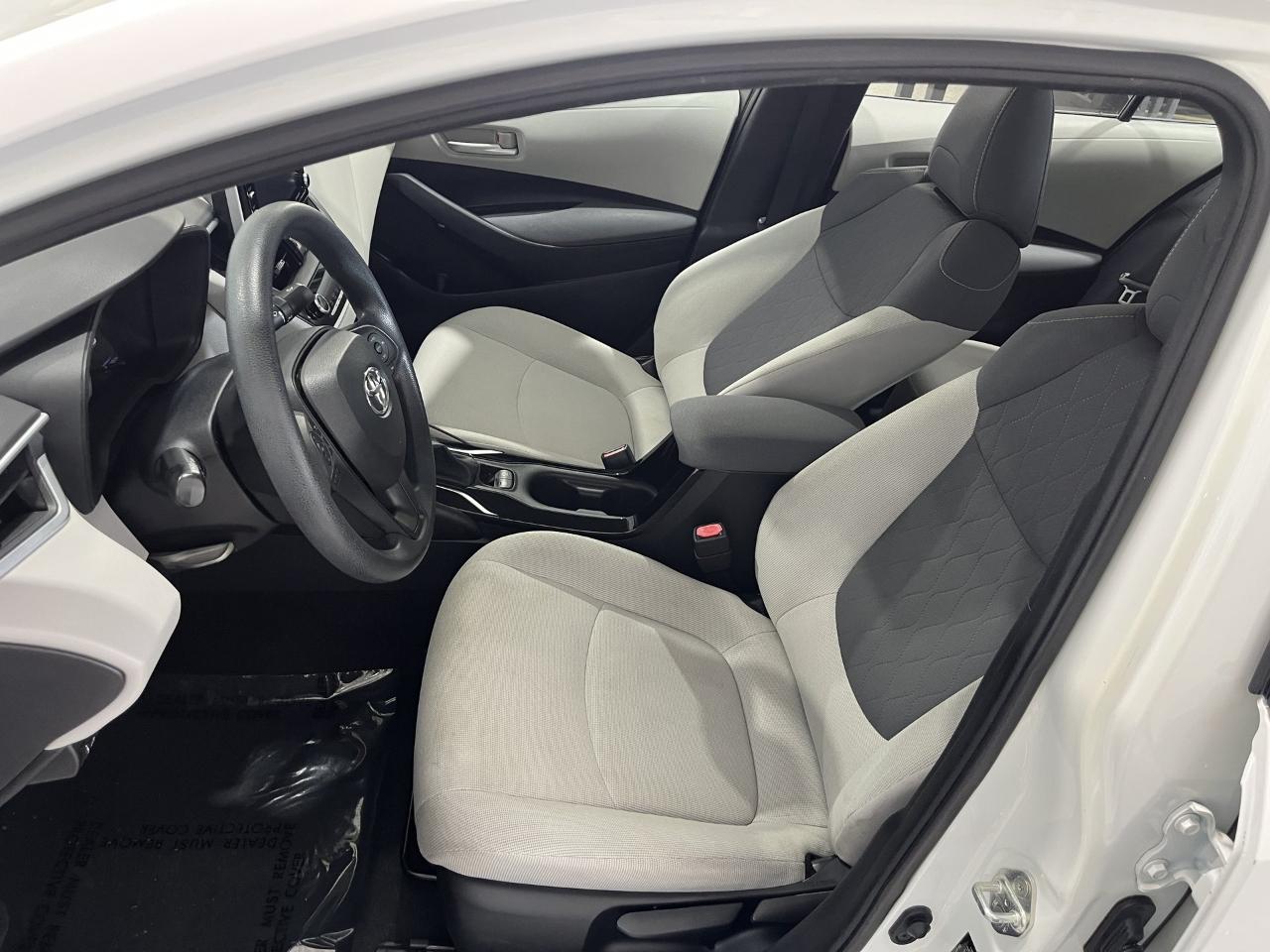 Toyota Corolla LE 2021