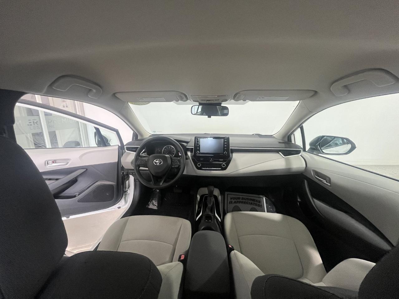 Toyota Corolla LE 2021