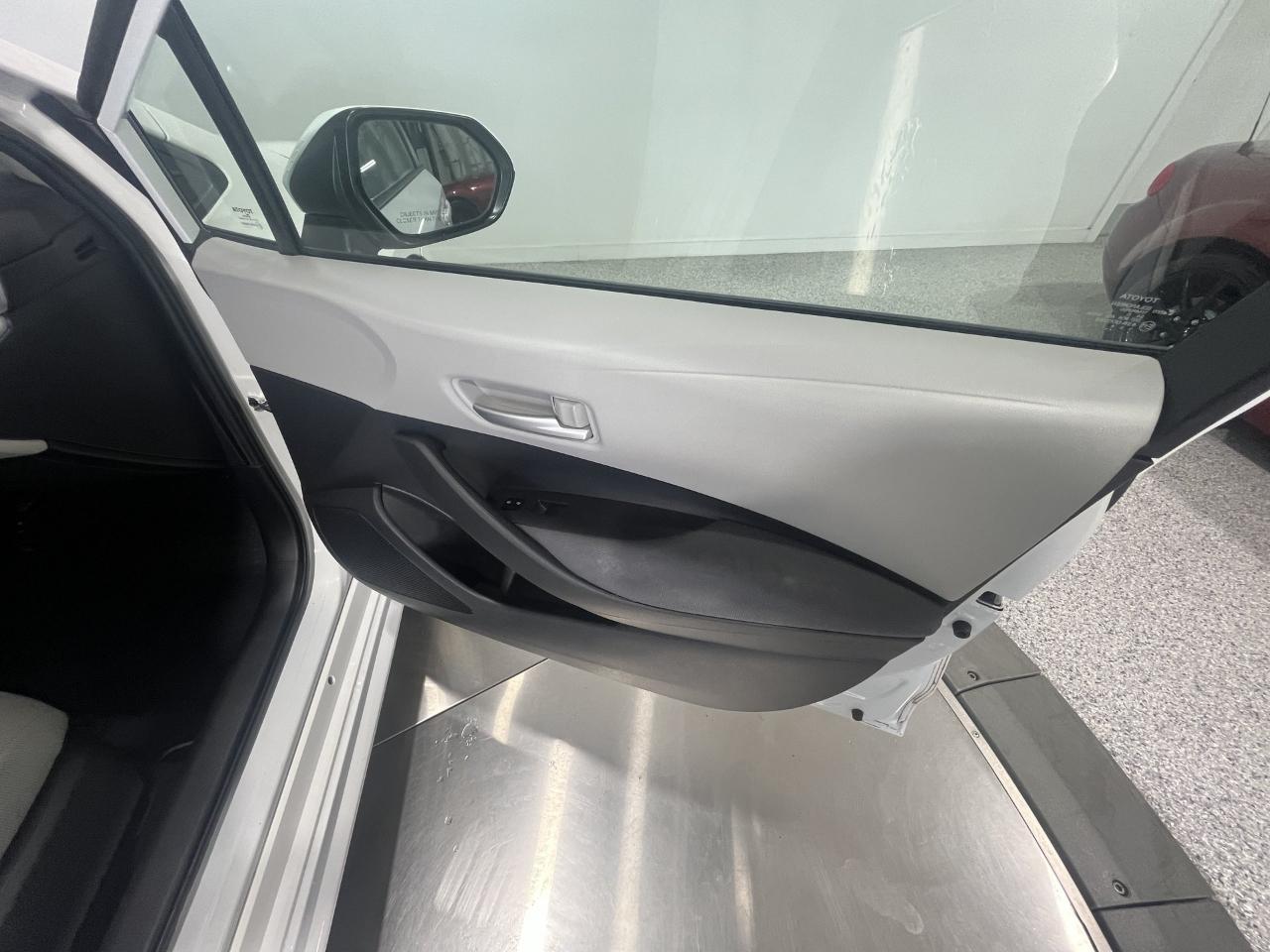 Toyota Corolla LE 2021
