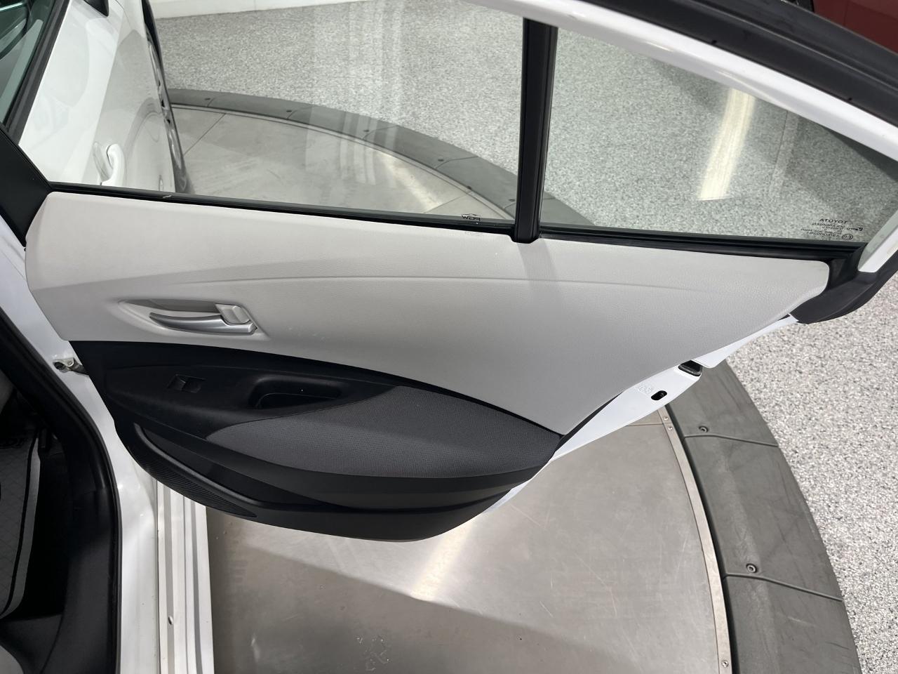 Toyota Corolla LE 2021