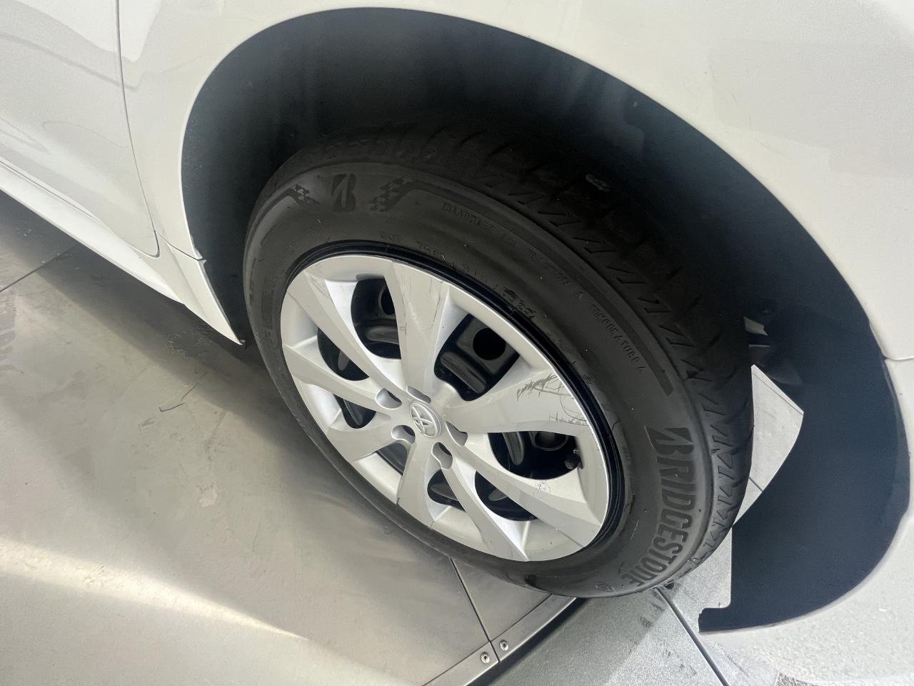 Toyota Corolla LE 2021