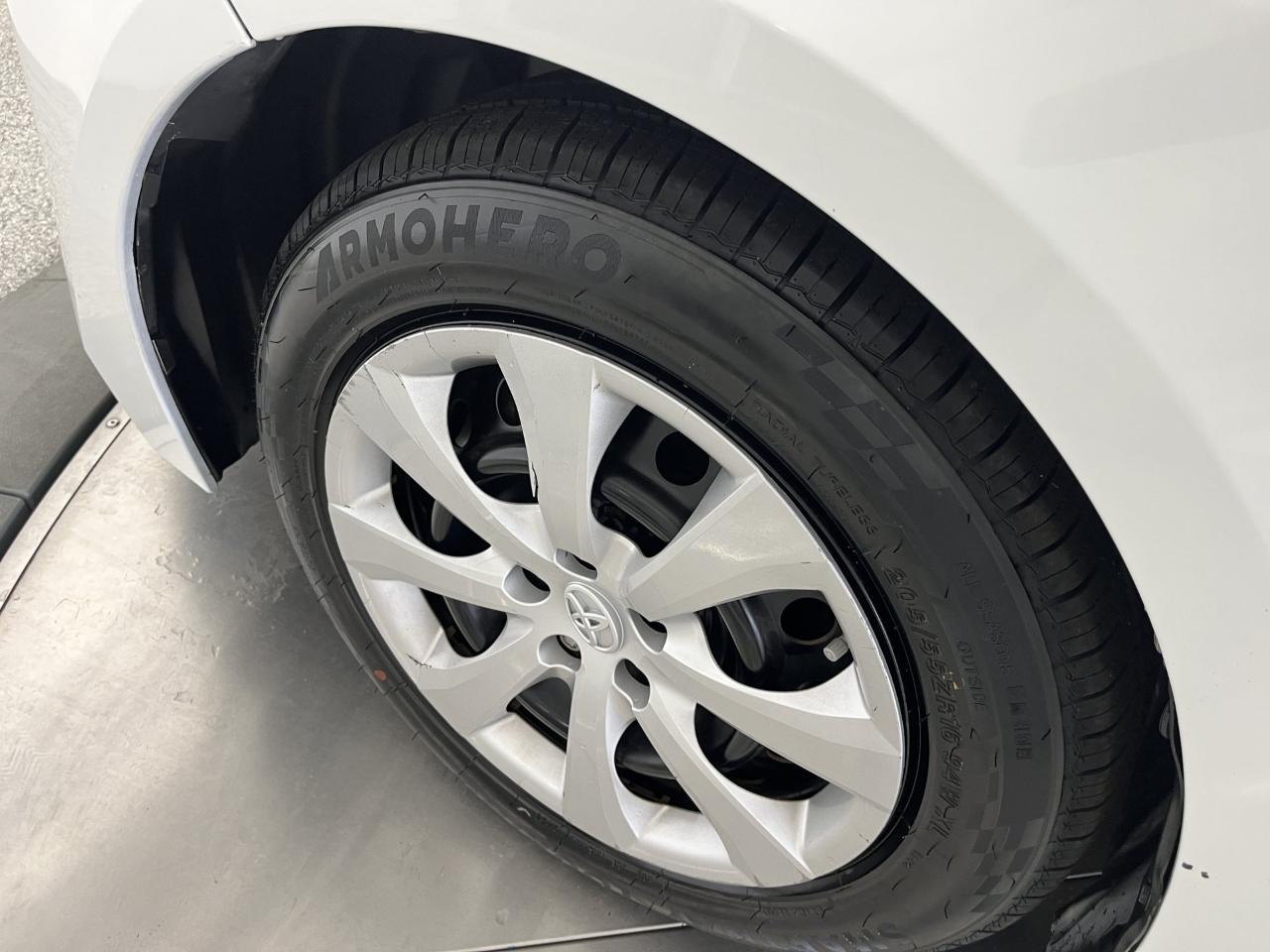Toyota Corolla LE 2021